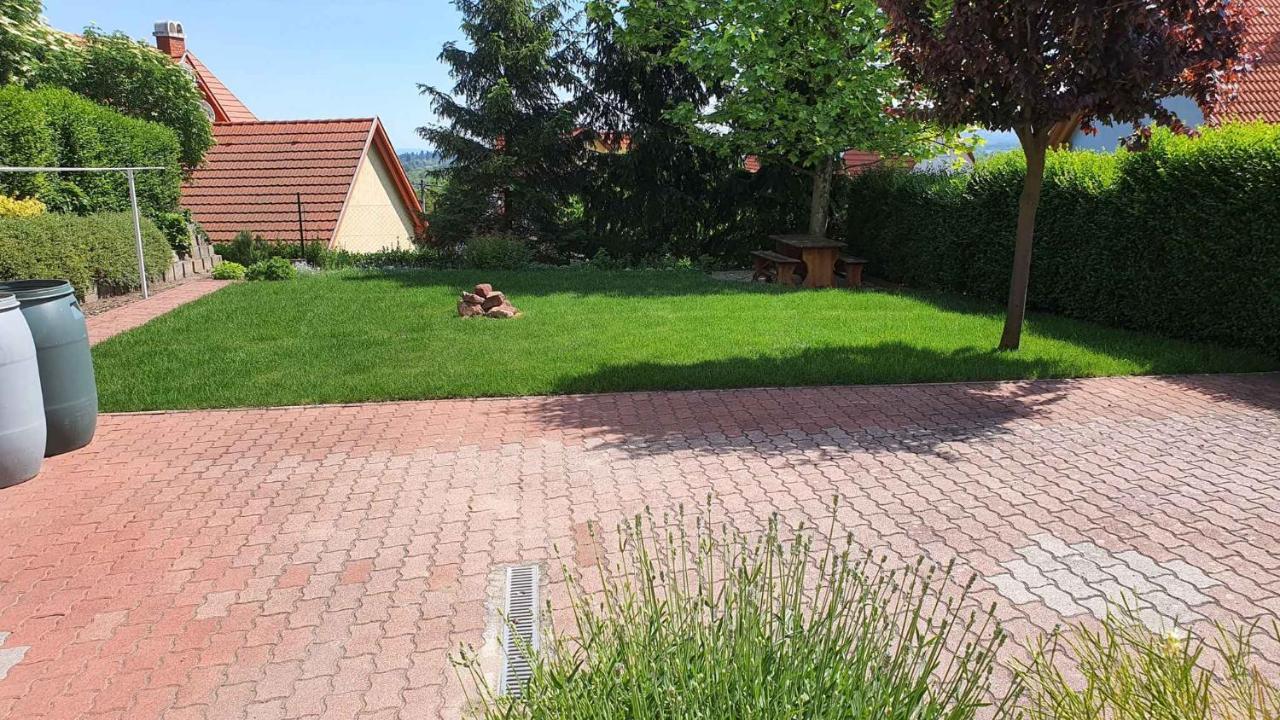 Apartment In Fonyod/Balaton 18580 Exterior photo